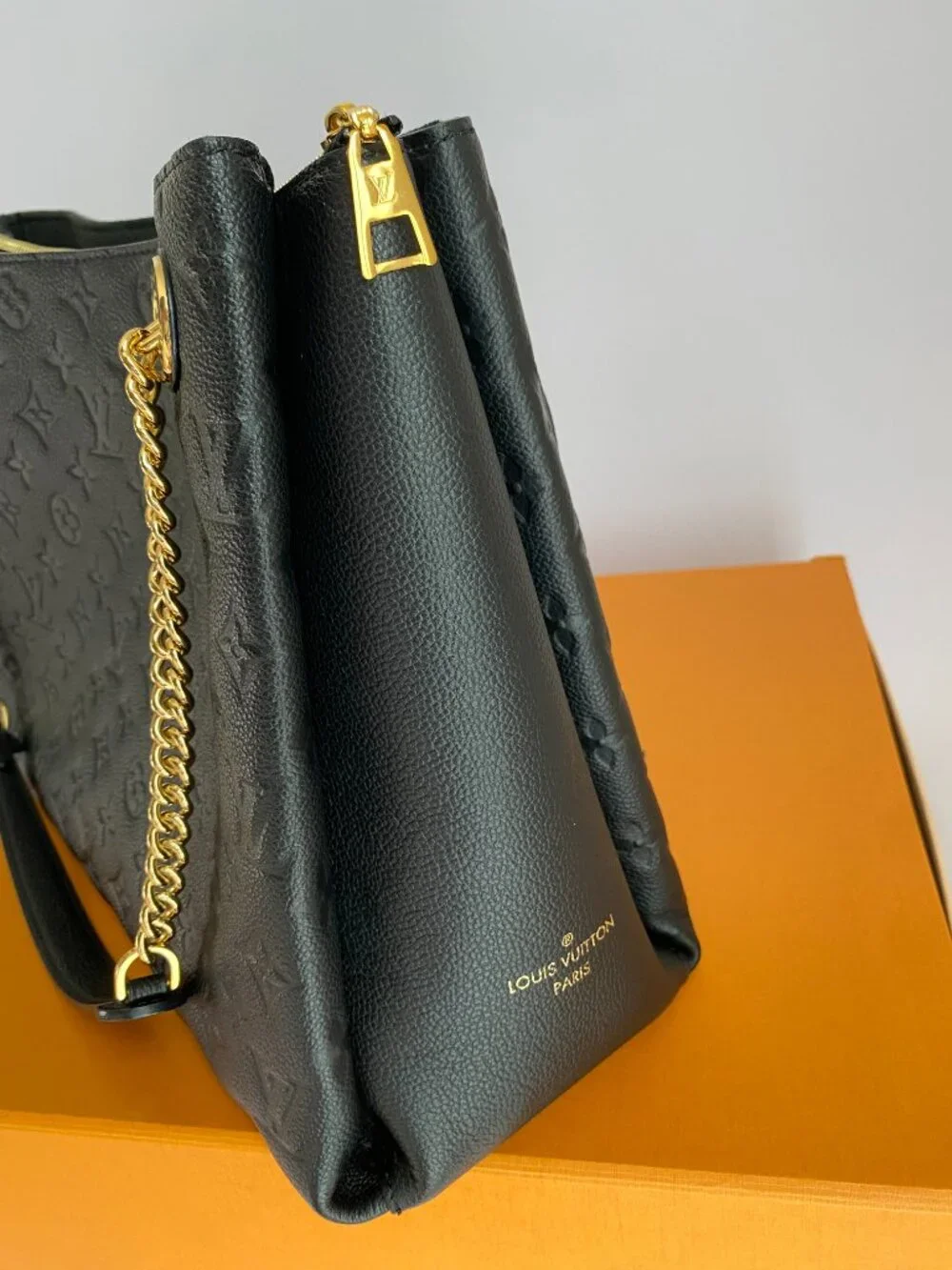 Louis Vuitton Monogram Empreinte Surene MM Black Tote + Box/Receipt - Picture 9 of 16